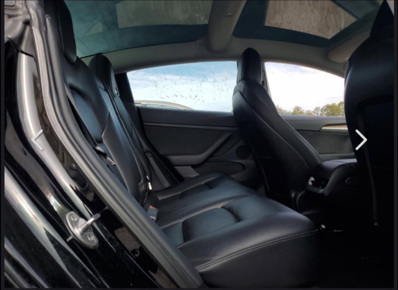 Tesla model 3 2023 single motor
بدون صبغ بارد فقط شبر 
رقم كربلاء مكانها بغداد 
***********
