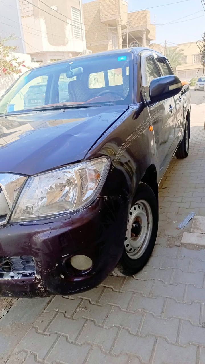 السلام عليكم بيكم فلاونزه مديل 2006 مصبوغة عام مكانها نجف لا تسئلني شبيها مابيها ستادي تجي وتجوف بعينك وبيك خير وتدلل للاستفسار هذا رقم ***********
