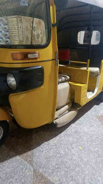 السلام عليكم تكتك للبيع موديل 20 شهر 11 تكتك مجفته تجفيت شركه مره وحده تكتك خير من الله معمره دوس تخم تاير جديد السعر 5.750 وبيه مجال مكاني ميسان المجر الكبير ***********
