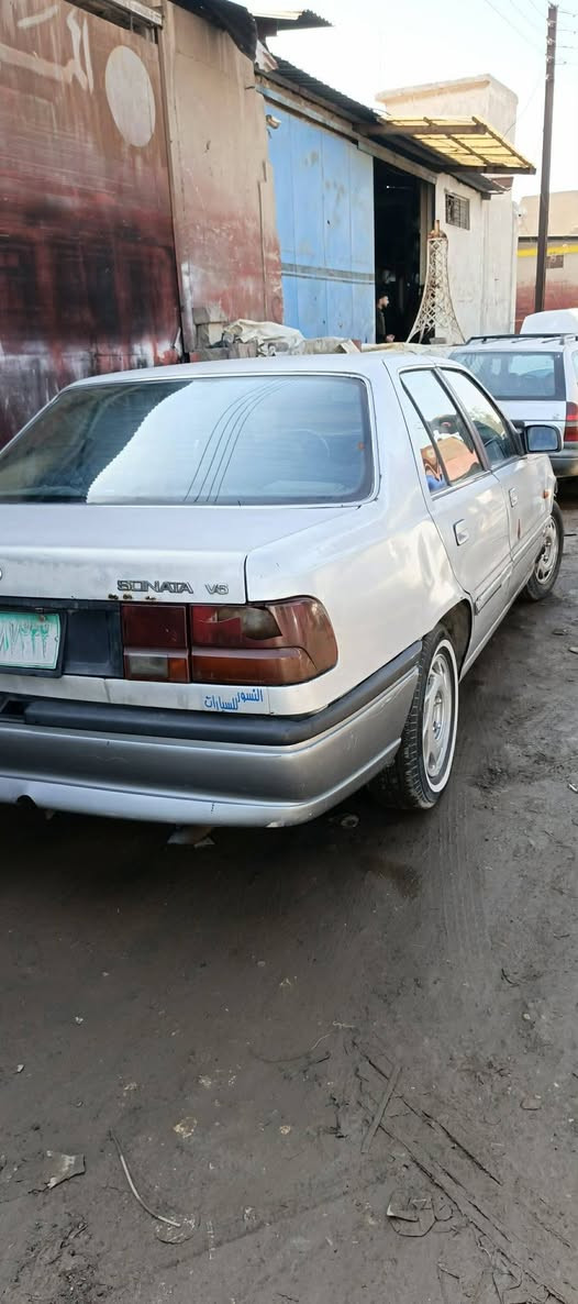 للمراوس فقط شعندك نزل
سوناتا1993 كير اوتماتيك شرعيها موجود سنوية بيضه ***********
