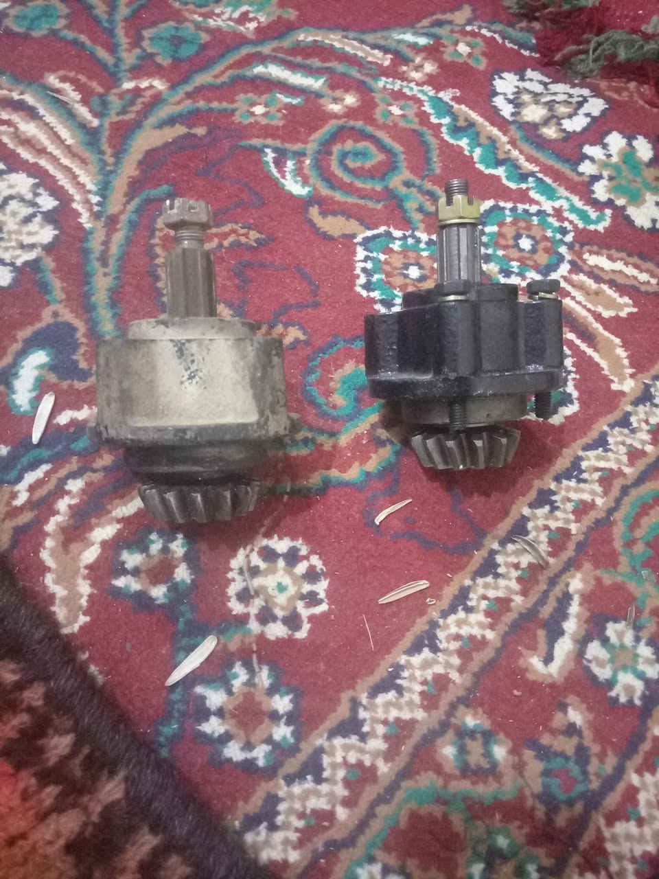 سلام عليكم دشلي مال ستوته يم جعموقه وحد جديد صفر وتاني مستعمل قليل 2سعرهن 10الف الي يخابر او اكتب خاص ***********
