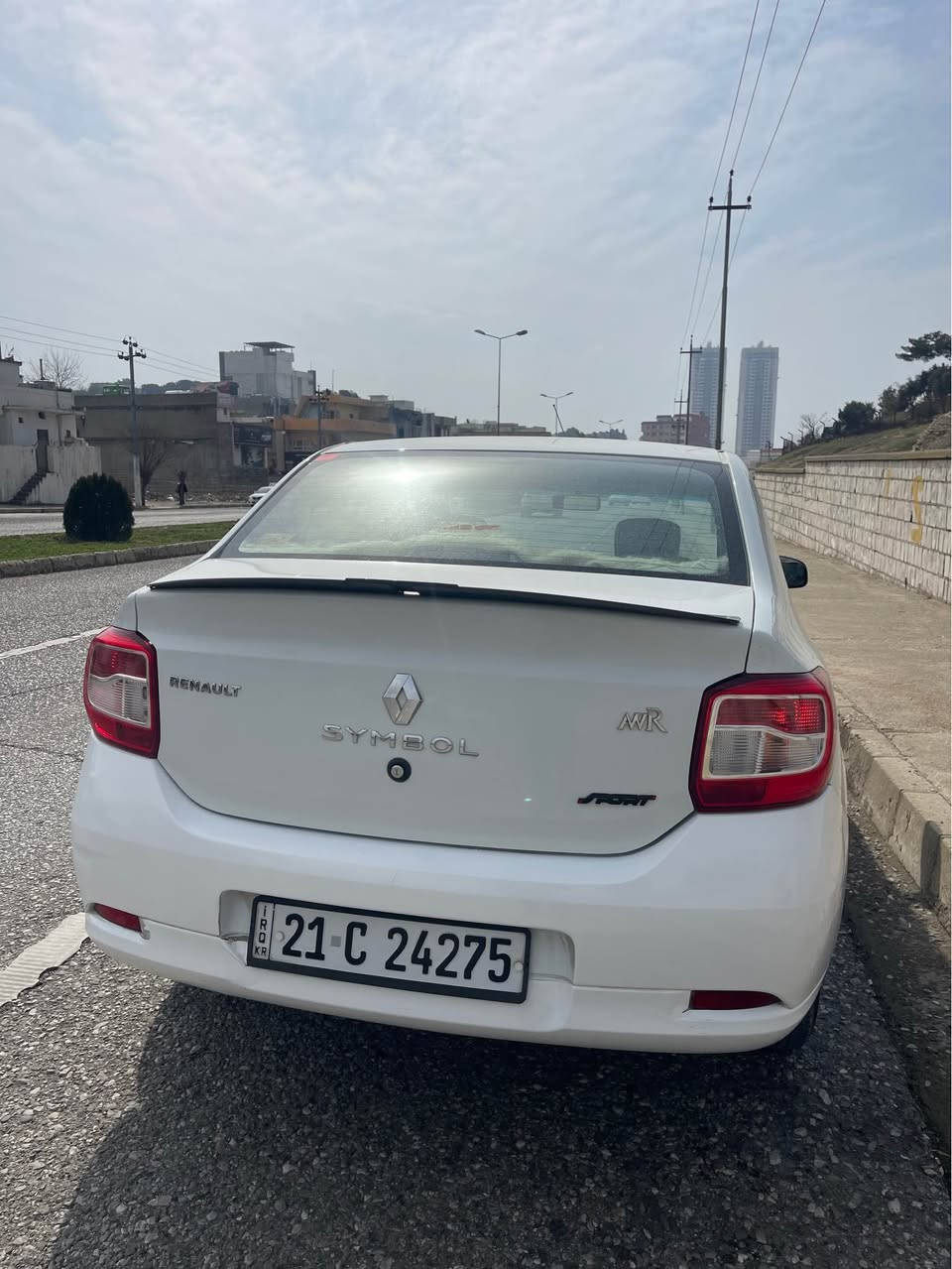 مۆدێل 2017 

٤ پارچە بۆیاخ لەسەر ساخی تێزابی بەرکەوتوە 
سەنەوی بەسەرچووە 
.
بە شەرتی هەموو شتێک شەرتی گێڕ و مەکینە ماشاءالله زۆر پاک و بە خزمەت ماوەتەوە 

کامل جوانکاری بۆ کراوە .
تاقم کووشنی تازە
تاقم گاعی تازە
شاشە ٢٠٢٥ بۆ بەستراوە
سووکان کراوە بە تەقەڵ
باڵی سەر سنووق بۆ دانراوە
لایت و بلاجکتۆر تازە گۆڕدراوە

وە چەندەها جوانکاری تر 
.
سعری 80 وەرەقە و معامەلە 
.
0770 136 1617 
پەیوەندی بکەن لە خزمەتانداین السليمانية, العراق
