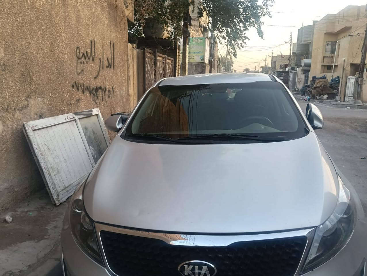 السلام عليكم اسبورتج موديل 16 وارد امريكي حادثا بنيد اوجاملغ فقط والباقي مكفوله نص  فول تبريد قطعتين مكينه كير خير من الله السعر117اوبيها مجال بصيط عنوان بغداد حي نورين هاتف ***********
