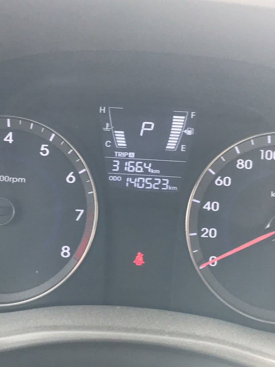 السلام عليكم
اكسنت 2014 خليجية 
مبدلة جاملغ امامي نفس اللون
بدون نواقص 
ماشية 140
بغداد
السعر 105 بيها مجال 

0773 666 2603
