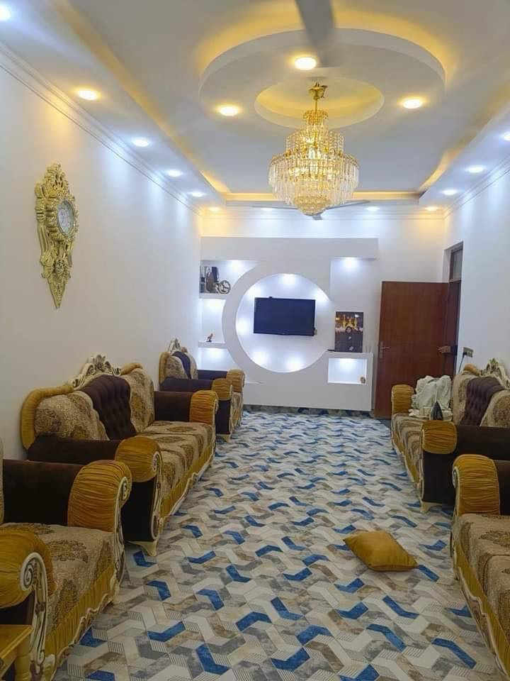 دار سكني للبيع او المراوس | حي الجامعة
_______________________________
 الموقع | مميز على ساحة قرب شارع سوات
_______________________________
 المساحة | 200 م2
الواجهة | 10 م
_______________________________
تفاصيل الدار :
🔹 4 غرف نوم 
🔹 استقبال + صالة 2
🔹 مطبخ 2
🔹 مجاميع صحية متكاملة
_______________________________
للاستفسار اكثر زورونا في مكتبنا الكائن في :
ديوانية - الجزائر- مقابل برج الامراء 
مجاور مستشفى الحياة للعيون - د.حسنين
او الاتصـــال على الارقام
***********
***********
