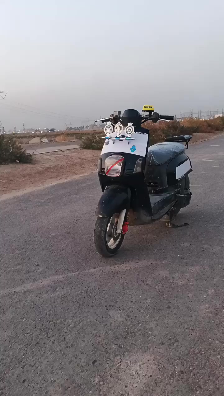 السلام عليكم دراجه بوليس للبيع دراجه كامله مكينه نظيفه سعر 750 وبيها مجال مكان بغداد شارع الجزيره
رقم الهاتف ***********
