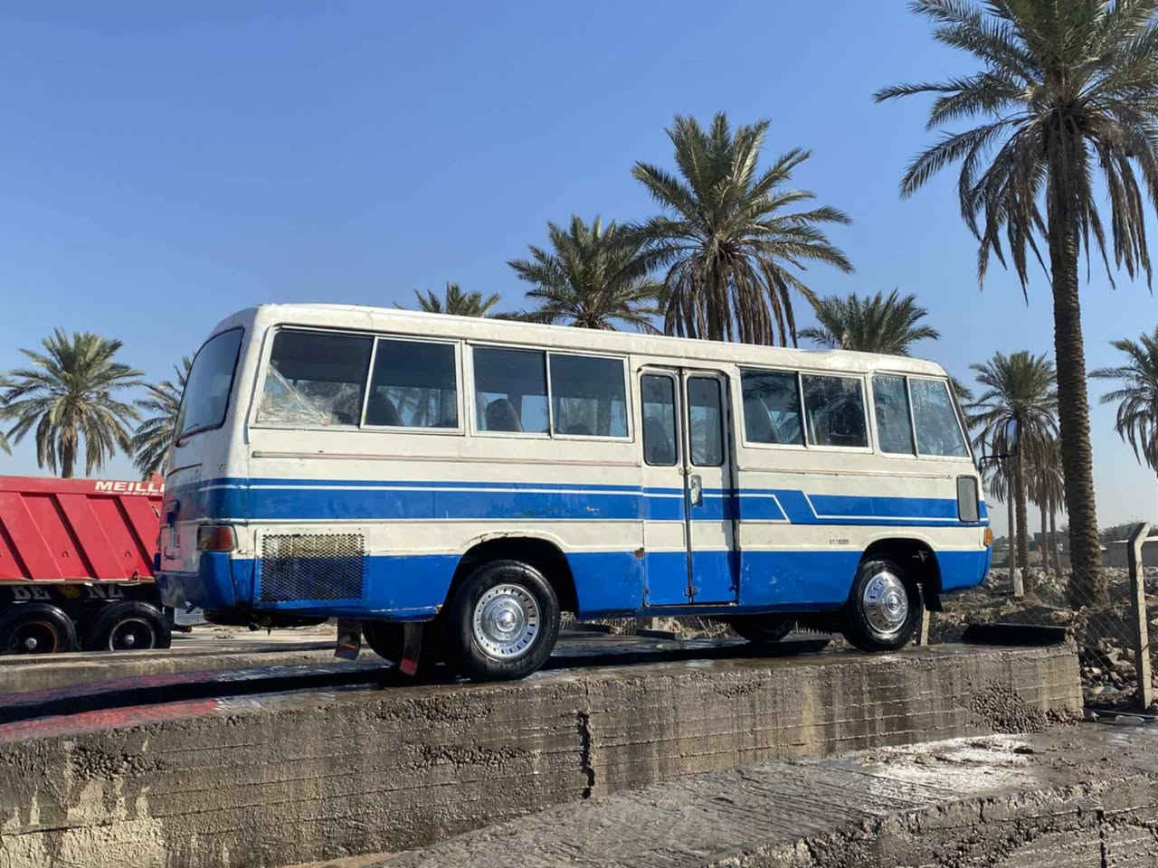 سلام عليكم كوستر موديل81 مكينه كير شرط  كاز بلادي بلادي  هزه جديدة سنويه لل 2030 بسمي شرط التحويل داخل نظيف 
جاهزة السيارة
مكان السيارة حله
السعر$65
***********
