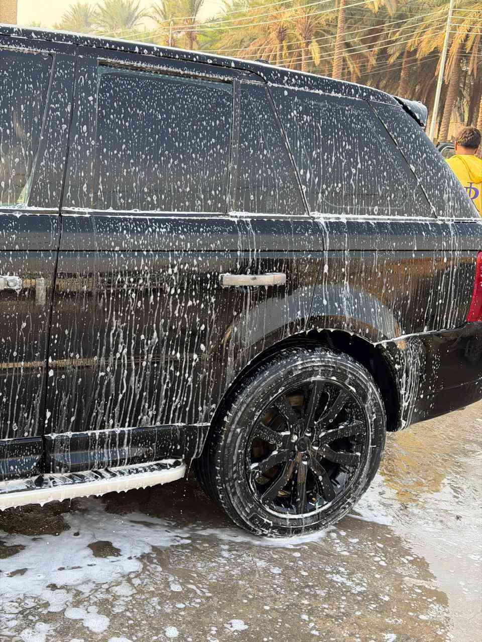 ادوات ادوات رانج روفر موديل 2013 متومه رقم وسنويه جاهزه مكينه كير ديفوار كبيره سياره  جاهزه ومانقصه اي شي للبيع او المراوس مكاني بابل للاستفسار ***********
