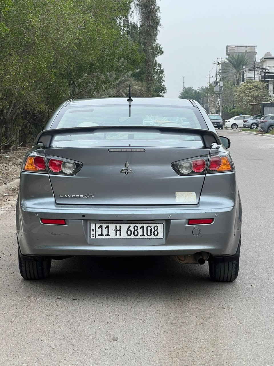 السلام عليكم 
لانسر قرش 2016 خليجي للبيع 
فول مواصفات الخليجي 
سيارة ماشية 130 الف كيلو 
سيارة جديدة على وضع شركة 
كير ومكينة وتبريد مكفولات 
ما بيها اي نقص صدر وتايرات جديد 
مكان سيارة بغداد حي الخضراء 
السعر112 وبيها مجال 
للاستفسار اتصال 

***********
