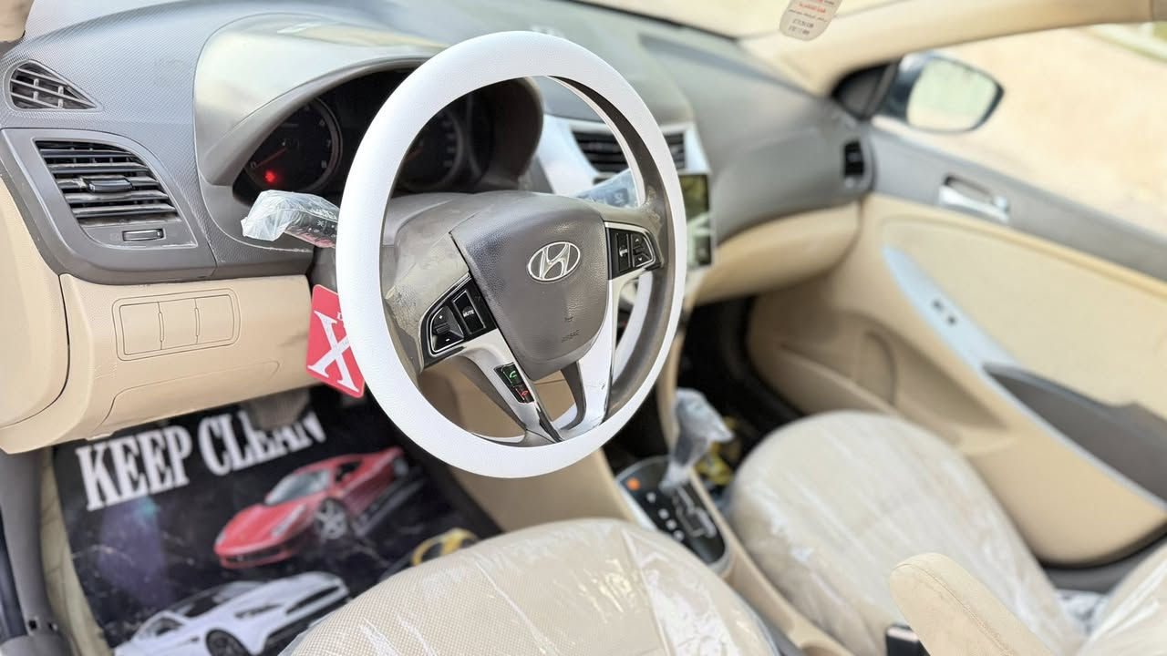 سلام عليكم من رخصة الادمن المحترم اكسنت بلو موديل 2011سيارة جاهزة مكينة وكير وصدر تبريد مكينة 1600سيارة كفالة من الصبغ فقط دعامية السعر 94وبيها مجال مكان البياع الاتصال
***********
