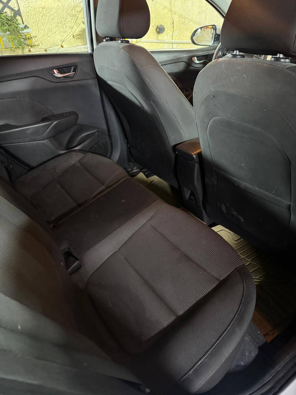 السلام عليكم 
هونداي اكسنت 

2020

امريكي
مستخدم

عداد30الف كم
كامره
شاشه
حساس
فول تحكم ستيرن 
كير اوتو 
جام اوتو 
تبريد
تدفئه

رقم بغداد جديد  
جاهزه بدون اي مصرف

العنوان بغداد  دور الضباط
حي القاهره

للاتصال على 
***********
