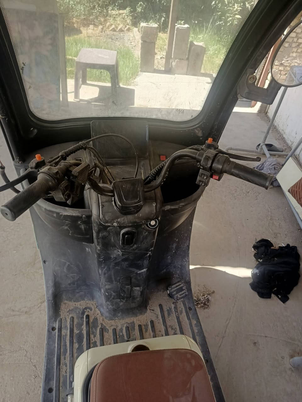 السلام عليكم تكتك معوقين نضيفه كلش استعمال قليل  للبيع نقصها الجاملغ اليمنه موضح بلصوره  سعرها 650 وبيها مجال حك الجيه  عنواني بغداد الصليخ  ممتواجد ع الفيس  *********** بي واتساب

