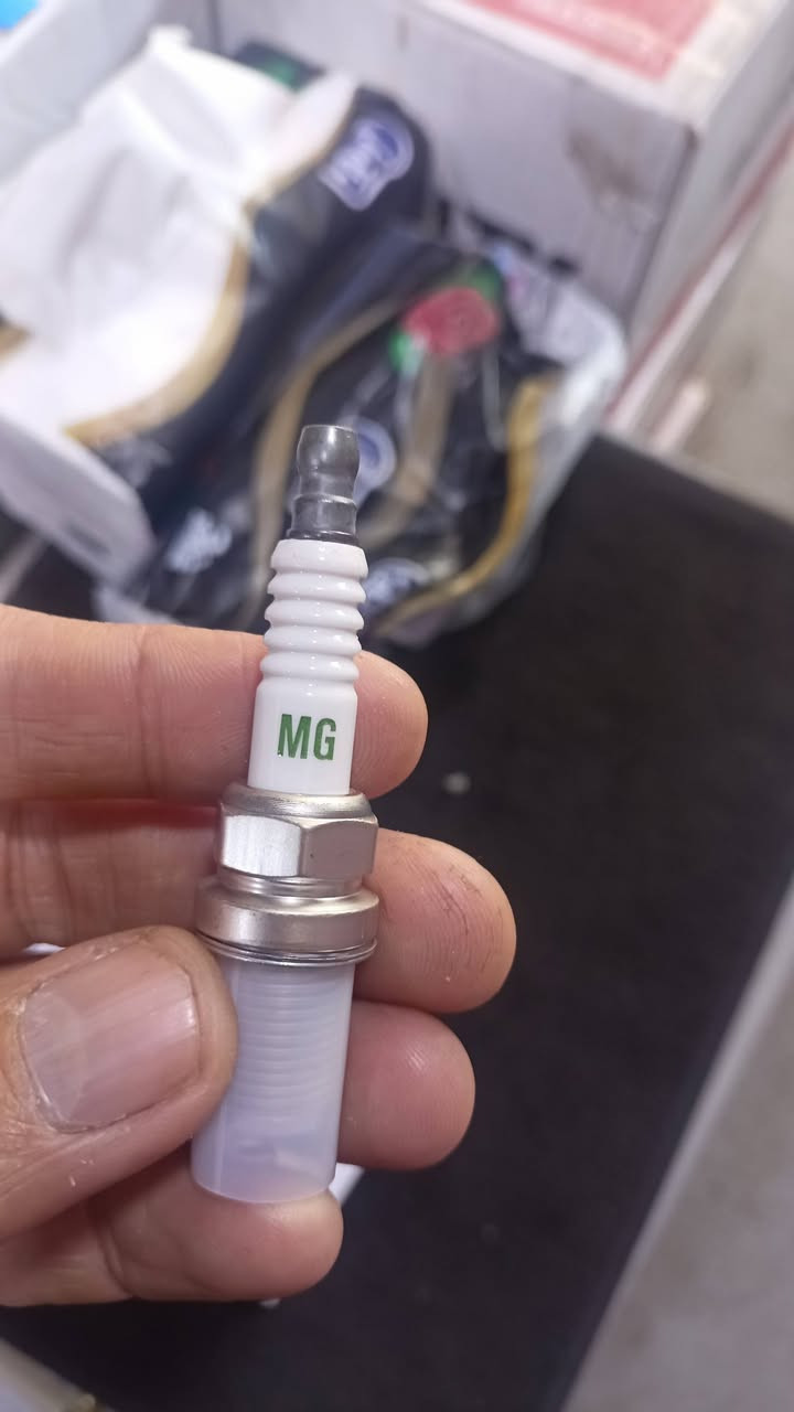 بولبرين امامي وخلفي 38الف أصلي. كلار حي صناعي واتساب توصيل موجود ***********
