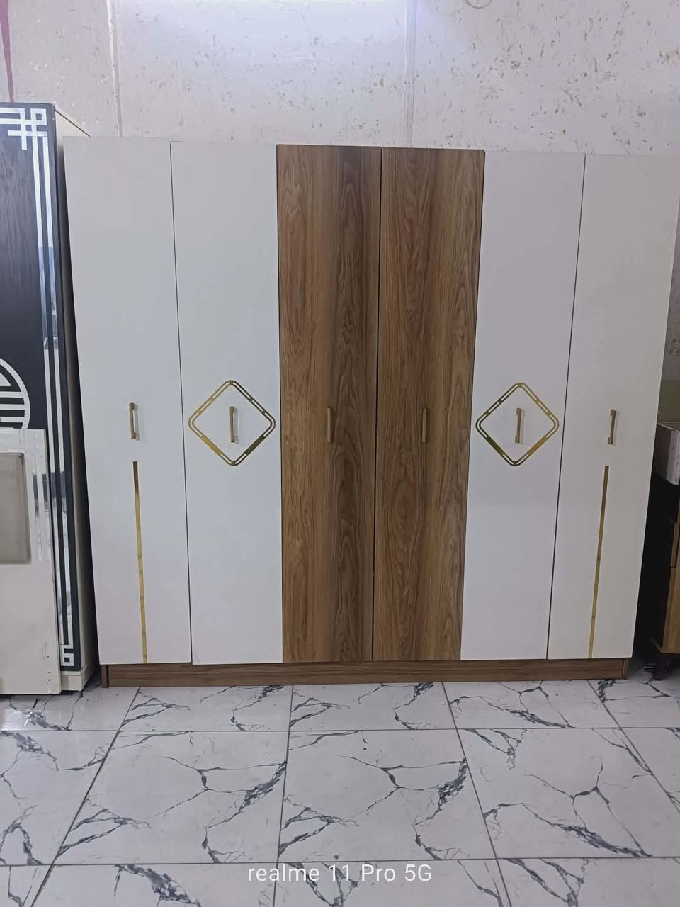 غرفة نوم تركي مستخدم😍💥
نضافة95💯
عدد القطع / 5
نضام / ابواب 🦋✨
سعر / 450🤍✨
شد ونقل داخل بغداد مجاني🛻
يوجود توصيل محافضات


**إذا كنت صاحب هذا الإعلان وتريد حذفه لأي سبب، رجاءا أرسل رسالة إلى الدعم الفني**