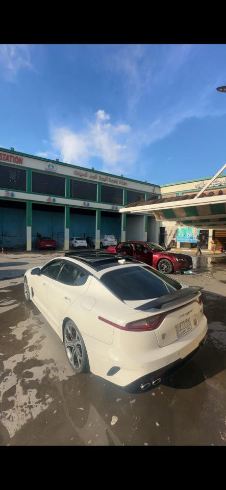 السلام عليكم
كيا ستنكرgt  3.3 تون تربو للبيع
السياره ماشيه 70 مايل 

 السياره بدون ايرباك السياره بدون اي دواخل بدون شواصي السياره هذا رقم شاصيهه طابه للعراق فقط دعاميه 

KNAE45LC3L6081832

وهنا صار بيهه قطعتين ابيع ع اساس  3 قطع جاملغ خلفي صفحه سايق ونصبغ شوي من باب وياه 

جاملغ امامي صفحه عبري 

وشوي اثر حالوب 

السياره دواخلهه جدا نظيفه 

السياره ويل 19 تو سايز رياضي 

السياره اكسل تو ويل المرغوب 

السياره عليهه طخم تايرات جدد

السياره رقم بغداد تحويل مباشر سنويه لنهايه 26

العنوان بالبصره 

السياره سعرهه 190 وبيهه مجال بسيط

واتساب ***********
