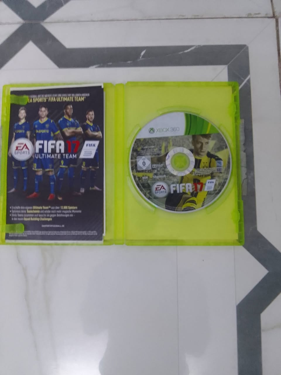 السلام عليكم  اقراص بلي  4  وأكس بوكس للبيع


**إذا كنت صاحب هذا الإعلان وتريد حذفه لأي سبب، رجاءا أرسل رسالة إلى الدعم الفني**