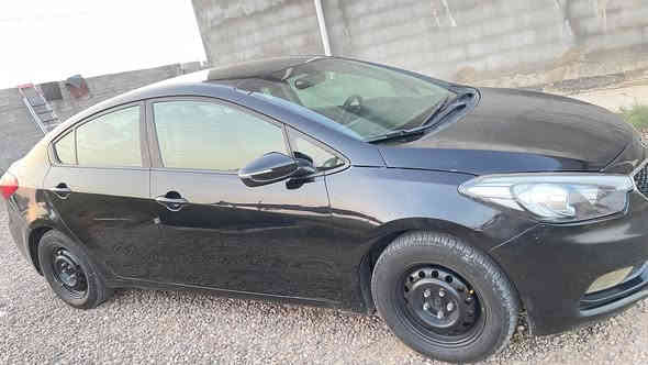 السلام عليكم كيا فورتي موديل ١٦ 
حادثها واضح بالصور رقم أربيل انكليزي مكان السياره بغداد 
سونار جديد قبل يومين 
السعر ١٠٠ وبيها مجال 
اتصل وتدلل  ***********
