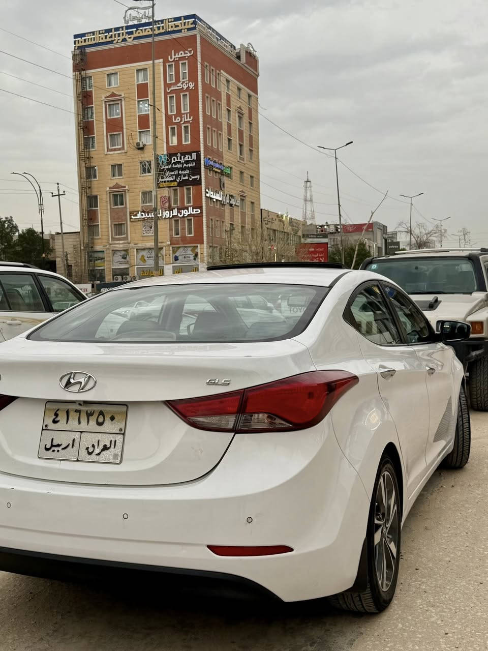 السلام عليكم
النترا 2015 خليجي 

فول مواصفات GLS

بصمة /فتحة/شاشة/كامرة/حساسات/تدفأة كشنات و ستيرن/ تبريد قطعتين/ كشنات جلد كهرباء

السيارة نضيفة و جاهزة 

محرك 1800 

السيارة كفالة ما عدا بارد مكانين

السعر 130  

العنوان النجف الاشرف حي الغدير 

***********
