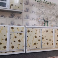 كاونتر للبيع السعر 200 وبي مجال للاستفسار الاتصال على الرقم 0780661411...