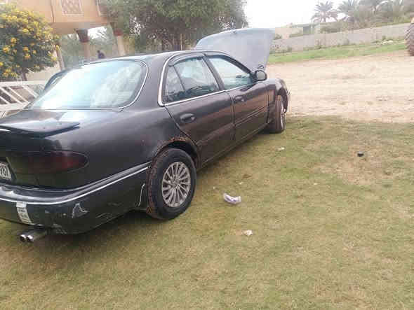 من رخصة ابوالكروب المحترم    للبيع سوناته 2رقم بغداد مكفوله من محرك كير صدر تريد ترتيب بصيط تريك البصره بس شرط التحويل سعر ٤٠وبيه مجال قليل مكان سياره الخالص ***********
