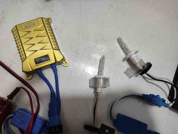 منظومه زنون كامله جديده شرط الفحص سعر 18الف فقط متوفر توصيل كل العراق ب5 للحجز يرجى ارسال رساله على وات ساب رقم الهاتف ***********
