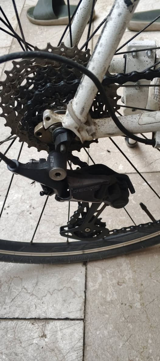 جاينت سكيب ار موديل حديث ما اعرفة بل ضبط قياس m
اشتريت عكرب شيمانو ديور اصلي اخذتة ب٩٠ الف ما عندي وقت اضبطة لو اطلع بي فة اريد ابيعة بنفس سعرة الي اخذتة 
عندي تايرات وجوب الى  احتياط والي بي جديد مكاني بغداد مدينة الصدر قطاع ٣٦ مقابل جامع عمار بن ياسر بغداد, العراق


**إذا كنت صاحب هذا الإعلان وتريد حذفه لأي سبب، رجاءا أرسل رسالة إلى الدعم الفني**