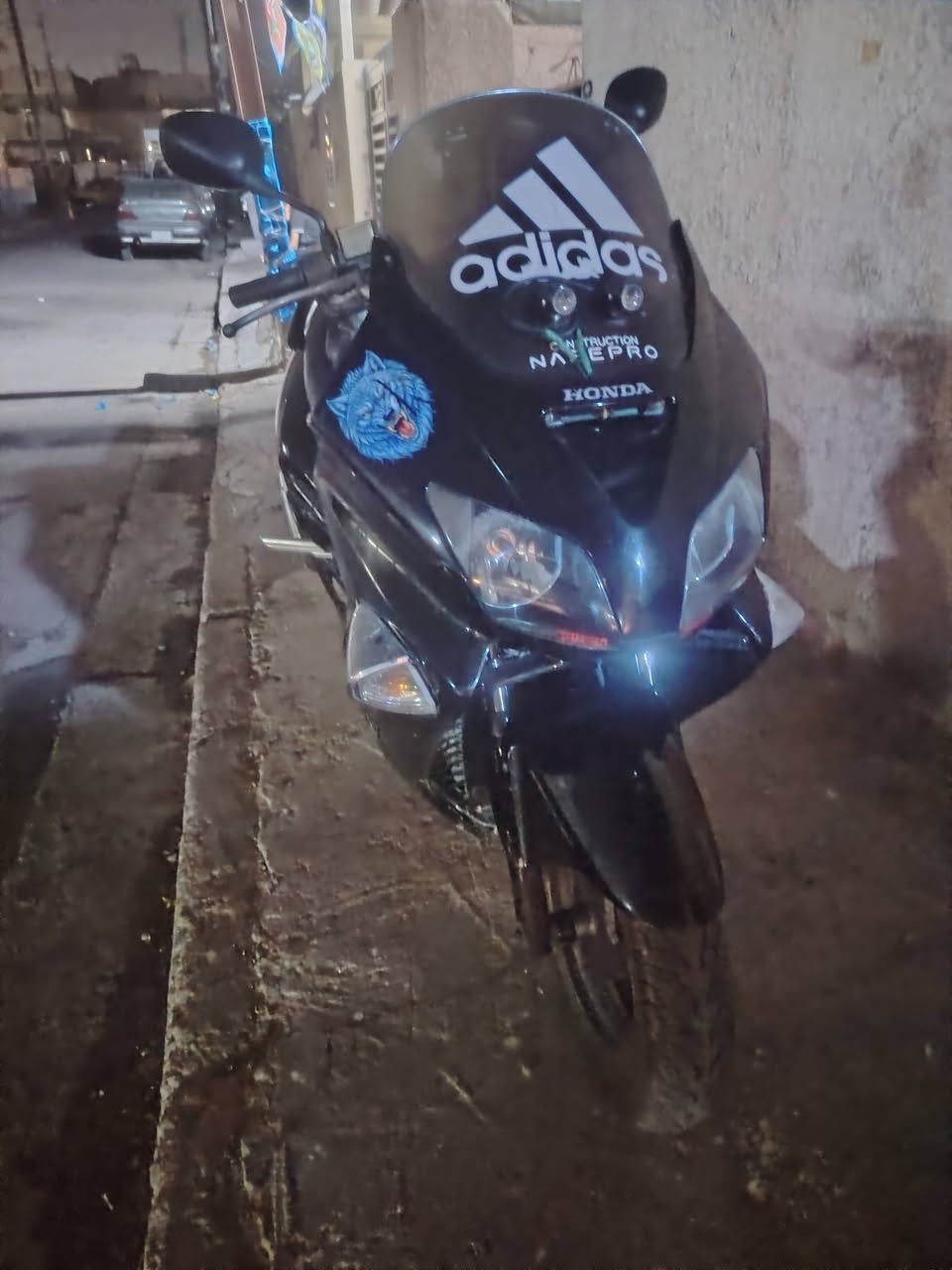 فورزه 6/شغاله اروح بيهه للشغل و اجي الدراجة بيهه خيط تبخير يرادله تجفيت كهربائيات شغاله بس يرادلهن ترتيب كوم حديد بيع او مراوس ماكس او دراجة اصغيره


**إذا كنت صاحب هذا الإعلان وتريد حذفه لأي سبب، رجاءا أرسل رسالة إلى الدعم الفني**