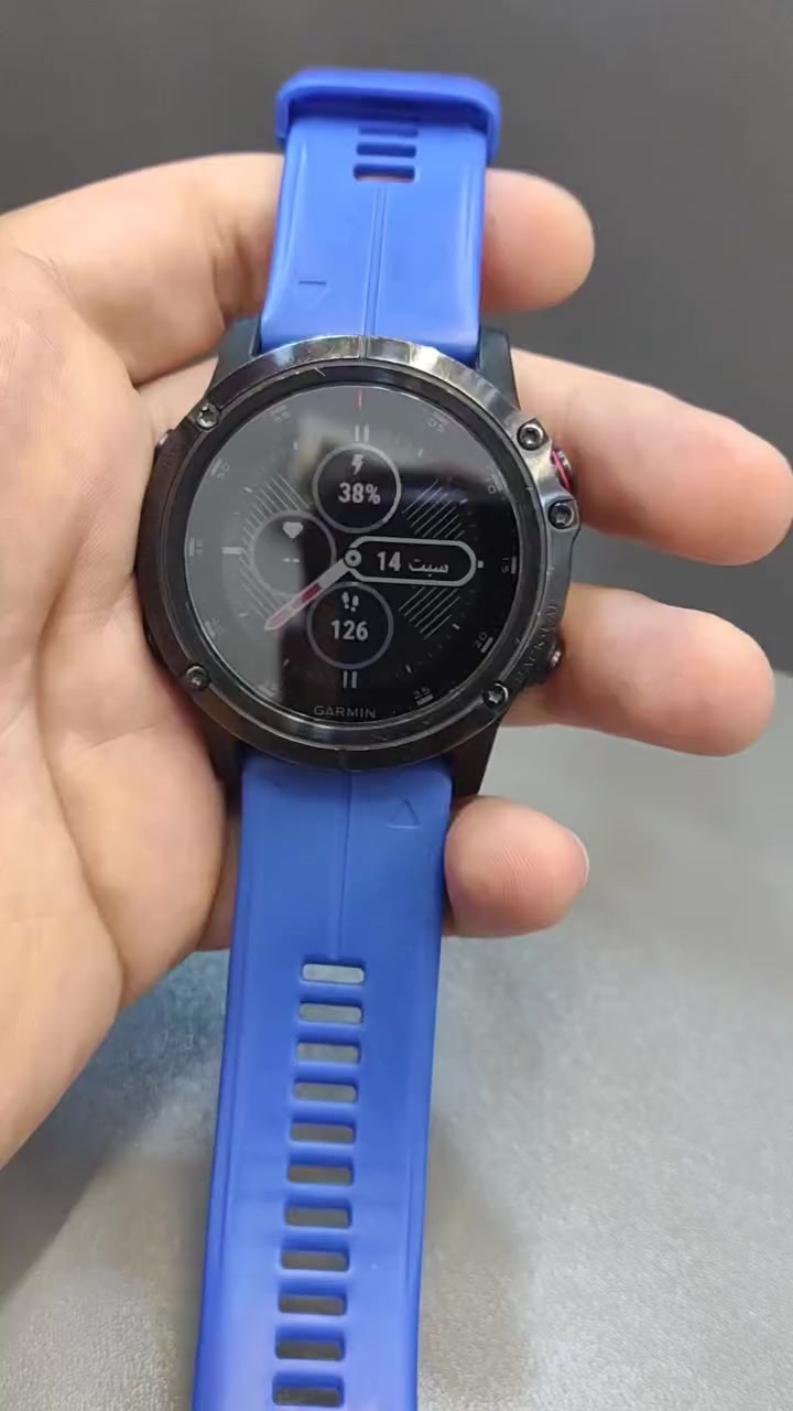 garmin fenix 5x plus
نضافة 90 بلميه 
حجم 51 mm 
شحن 14 يوم 
تدعم خرائط العراق 
ملحقات كيبل شحن أصلي 
السعر 240 للاستفسار ***********

