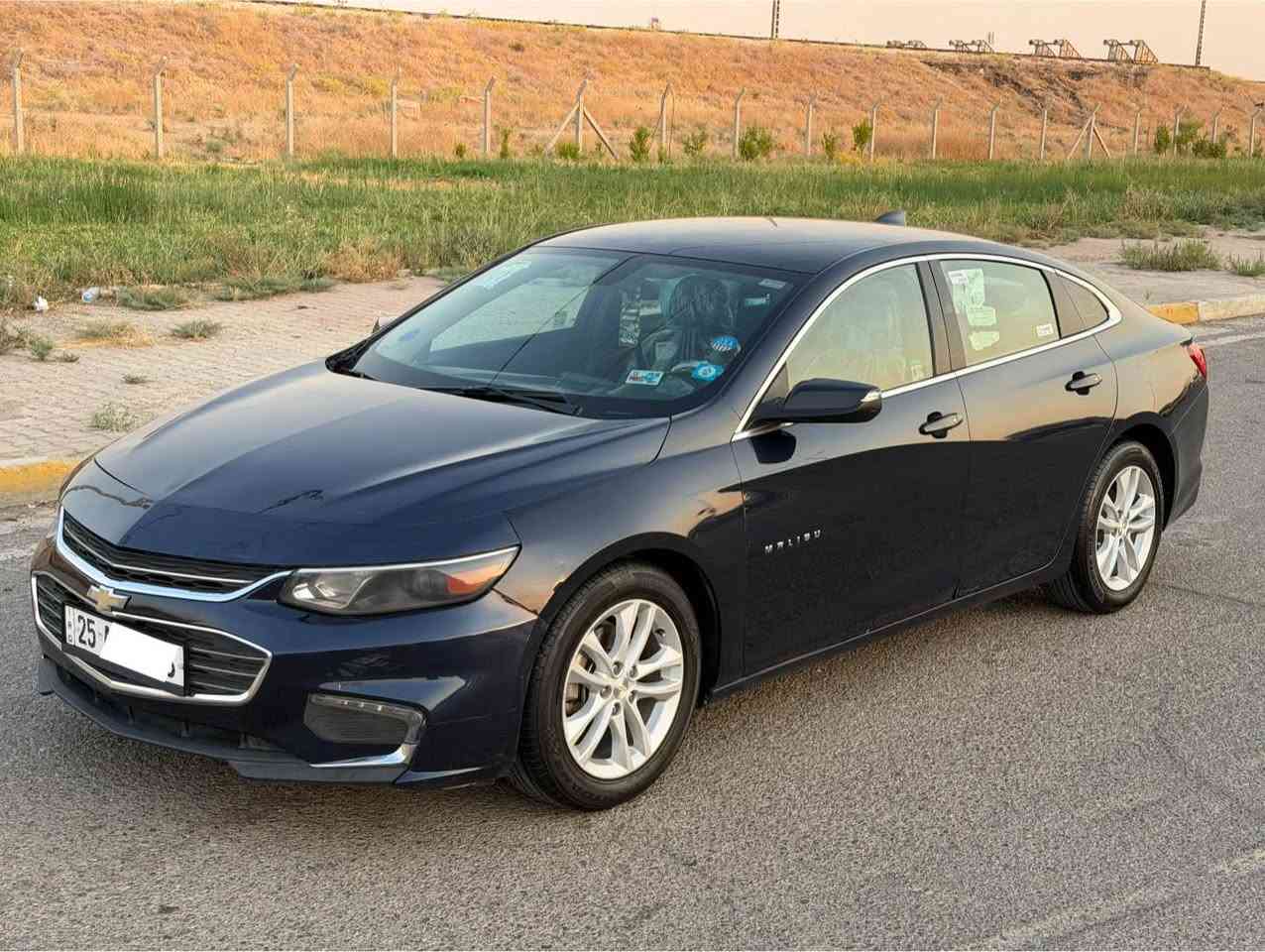 لون نيلي ‏Chevrolet Malibu
موديل 2018 وارد امريكي
📞🩵*********** ***********
حجم محرك 4 سلندر 1500 توربو 
 محرك بشرط لا صرف ولا بخار  
رقم دولي كركوك مشروع وطني 
صدر امامي خلفي جديد كهربائيات كل شغال تبريد شغال تخم تاير جديد 
مواصفات LT  
ويل كروم فتح بيبان صندوق بصمه تشغيل بصمه شاشه كاميره خلفيه تحكم ستيرن طرفين كوشن كهربائي تبريد قطعتين وباقي مواصفات معروفه 

صبغ:.3 قطع بدون دواخل شرط بجم كبس راديترات بلاديه 
سعر..(76$) وبي مجال لطيبين
مكان السياره:.كركوك📍 كركوك, العراق
