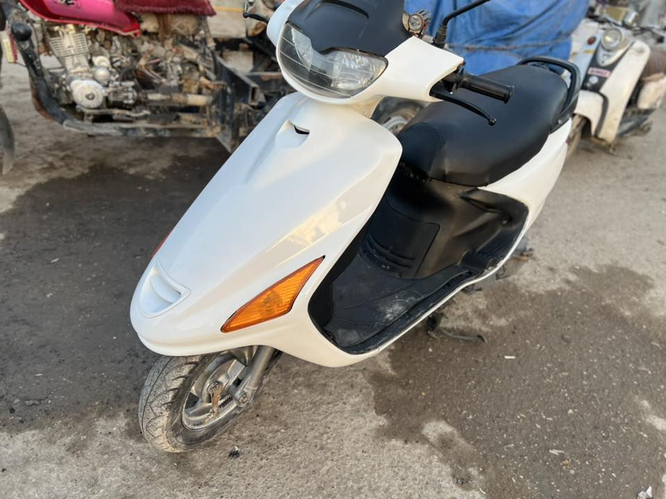 دراجة فراشة فحل ياباني للبيع
دراجة مال حاوية بعدها جديدة مامفتوحة تفحص وين ما يعجبك شلعة ومعدل قويه ونعومه ونكره سلف وهندر  وكهربائيات شغالة كلها وعداد سرعة وبانزين كله شغال 
وشرط قطرة دخان ما بيها ولا نضوح دهن مكفولة من العطل
دراجة حلوة كلش وبلعافيه علياخذها
سعرها 550 الف
مكانها ديوانية 
***********
