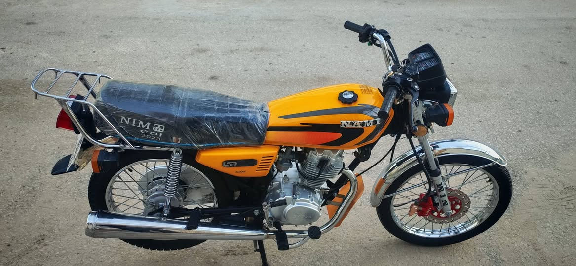 سلام عليكم.. دراجه نامه 2023 اصوليه أوراقه كله كامله وكيله العارضي دراجه مامفتوحه كهربائيات كله شغاله دراجه مكفوله من كلشي (  السعر مليون و200 بيه مجال ) متواجد خاص او وتساب *********** مكاني نجف حي المكرمه
