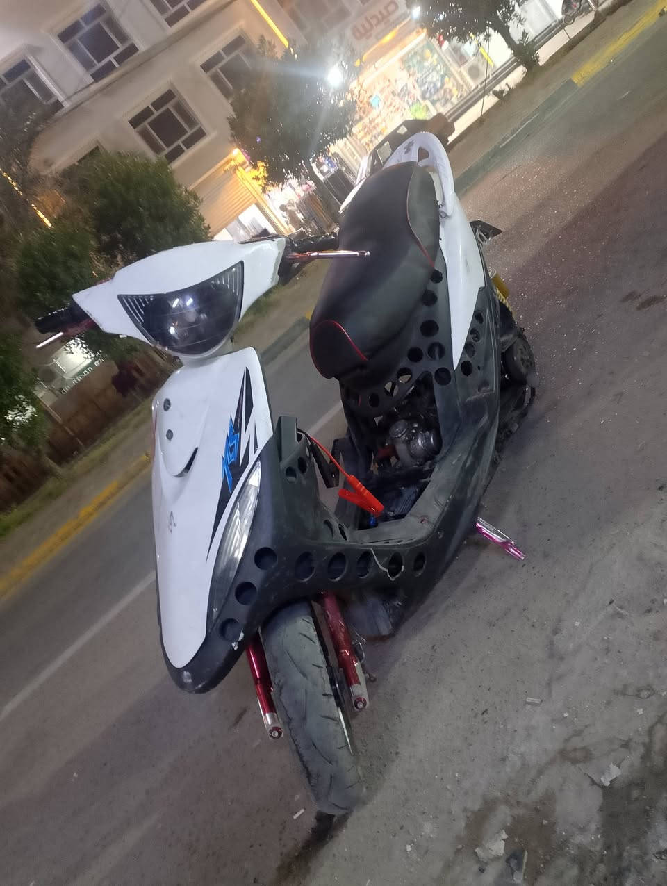 السلام عليكم
ماكس عدلة ٥٥ للبيع 
مكاني بغداد الحرية 
اي استفسار واتساب ***********
التزويد مثل ما موضح بالصورة
