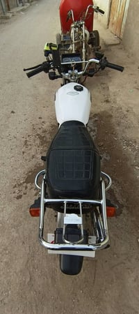 تايكر مديل 24 • أبيض • الحمزه الغربي