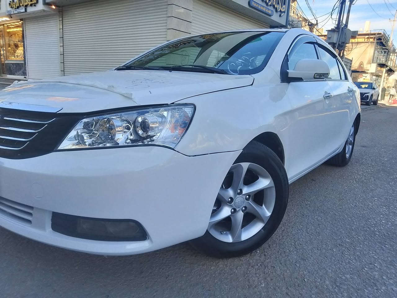 امكراند  مديل 2013  سياره جديده وجاهزه من كلشي تبريد ثلج تتفىه كله شغال فول مواصفات حساسات فتحه شاير مري السياره مال جنيان  السعر 49التصال ***********
