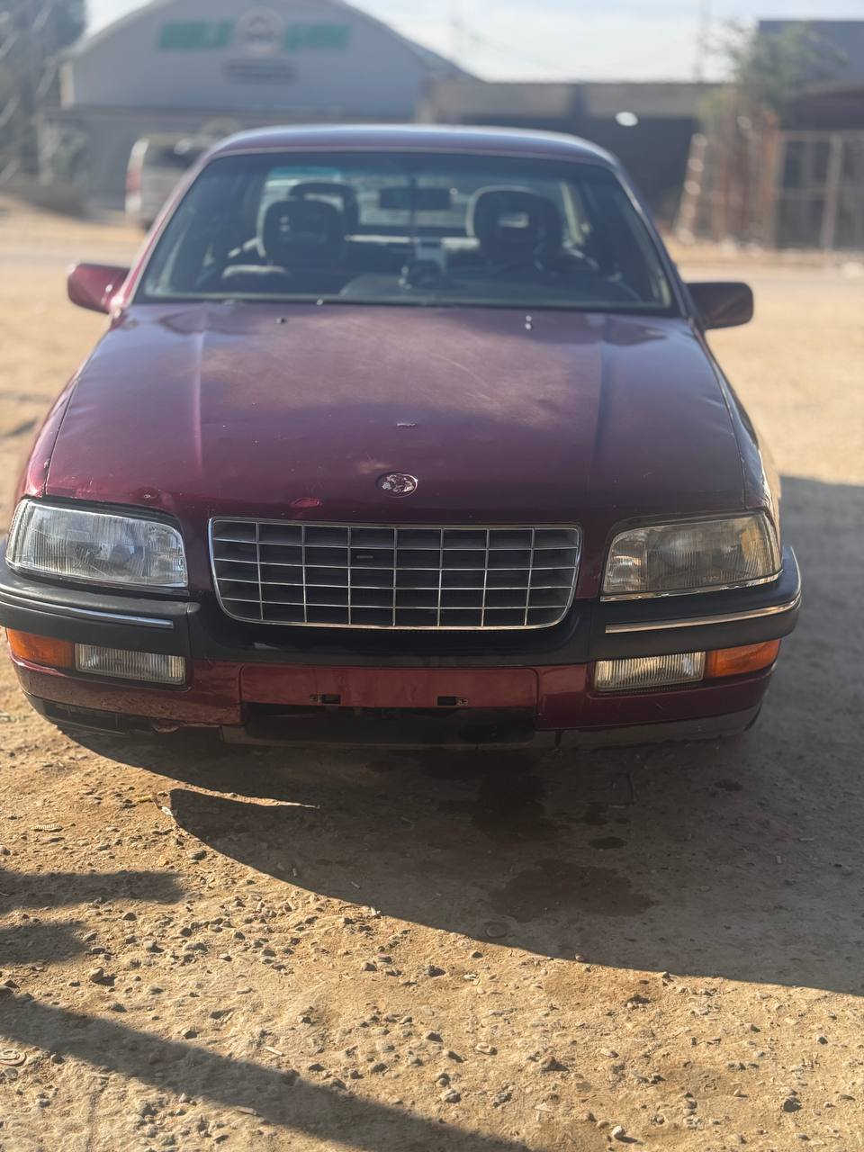 السلام عليكم اوبل سيناتور  1992 للبيع 
رقم نينوى 12جديد تحويل مباشر سنويه لل2028
محرك كير ياباني محور حاويه ستوني شاده 3000
حداديه جديدة كهربائيات كله شغاله  
السعر 38ورقه وبيها مجال مكان النجف رقم الموبايل 
***********
