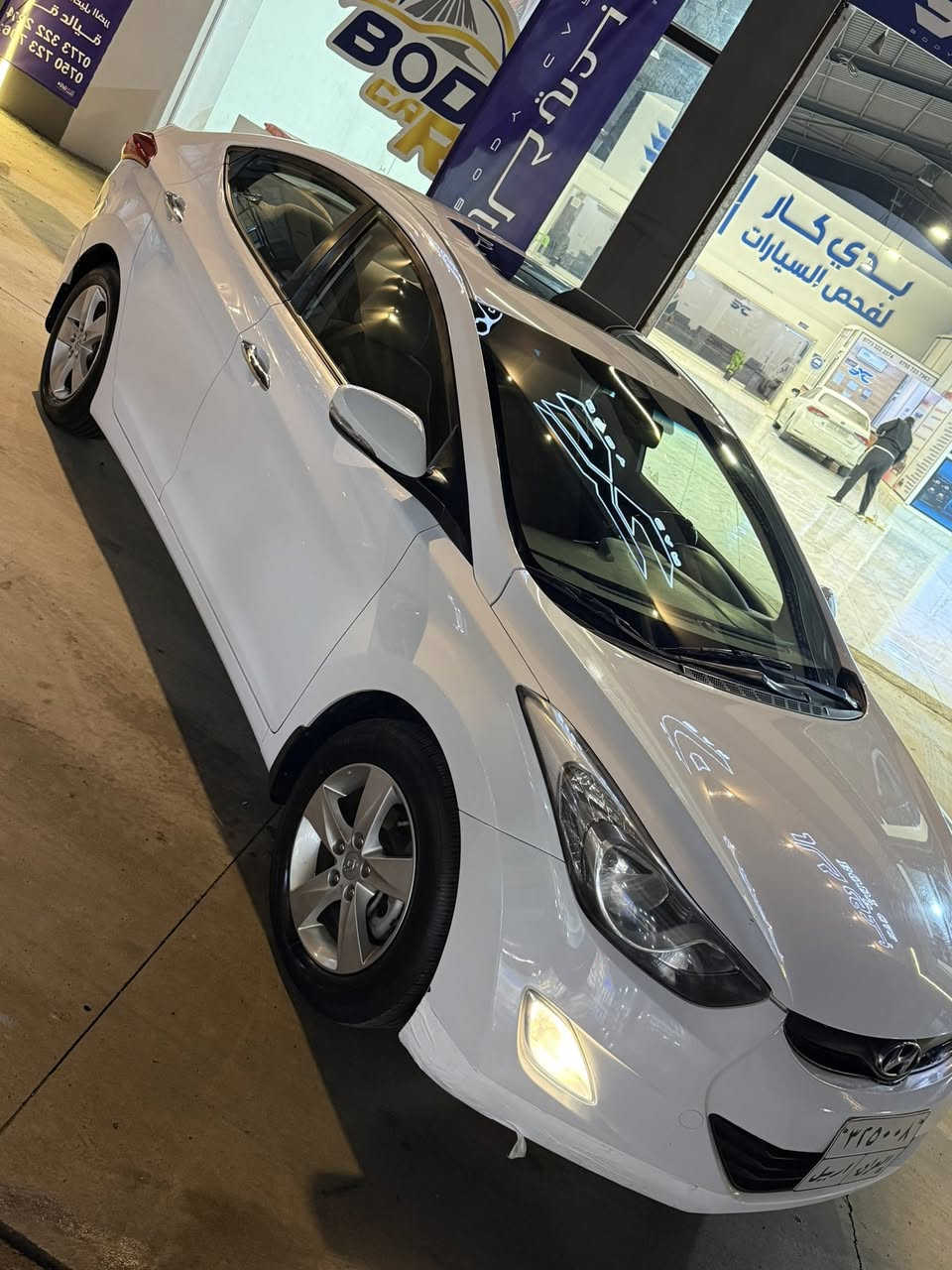 السلام عليكم النترا موديل ٢٠١٣ فول موصفات سلايت داخل صاج فول عدا بصمة السيارة كفالة هامة من دعامية لدعامية فقط شبر بارد بيها باب خلفي  محرك ١٨. محرك وضع شركة مامفتوح وكير شرط سيارة جاهزة ملو جديد تايرات وطخم كلو جاهز ماشية ١٤٠ حقيقي السعر ١٣٧ بي مجال  ***********
