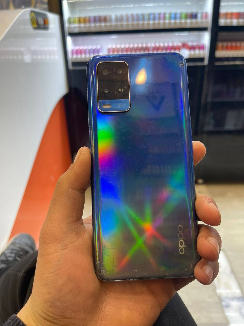 سلام عليكم oppoa54ذاكره64كله شغال ما عده دكمه تعلي تنصي عطلان بس سعر75وبي مجال***********
