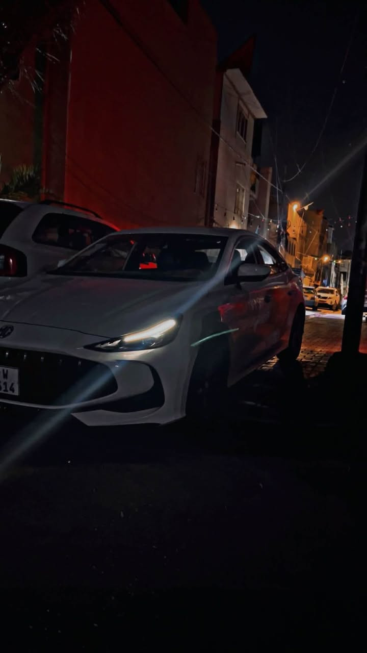 Mg_Gt. 2025.                                                                       فول موصفات..بصمه كشنات جلد..اسلايت روف..لايت زنون..مري شفط..بكلايت لد …سياره جديده 5 كامرات سياره بيه طخه خفيفه بل جاملغ بسطيه.                                               سعر17.600 وبيه مجال.     سياره باسمي تحويل ثاني يوم أو تريد وكاله  هاذ رقمي *********** بس وتساب
