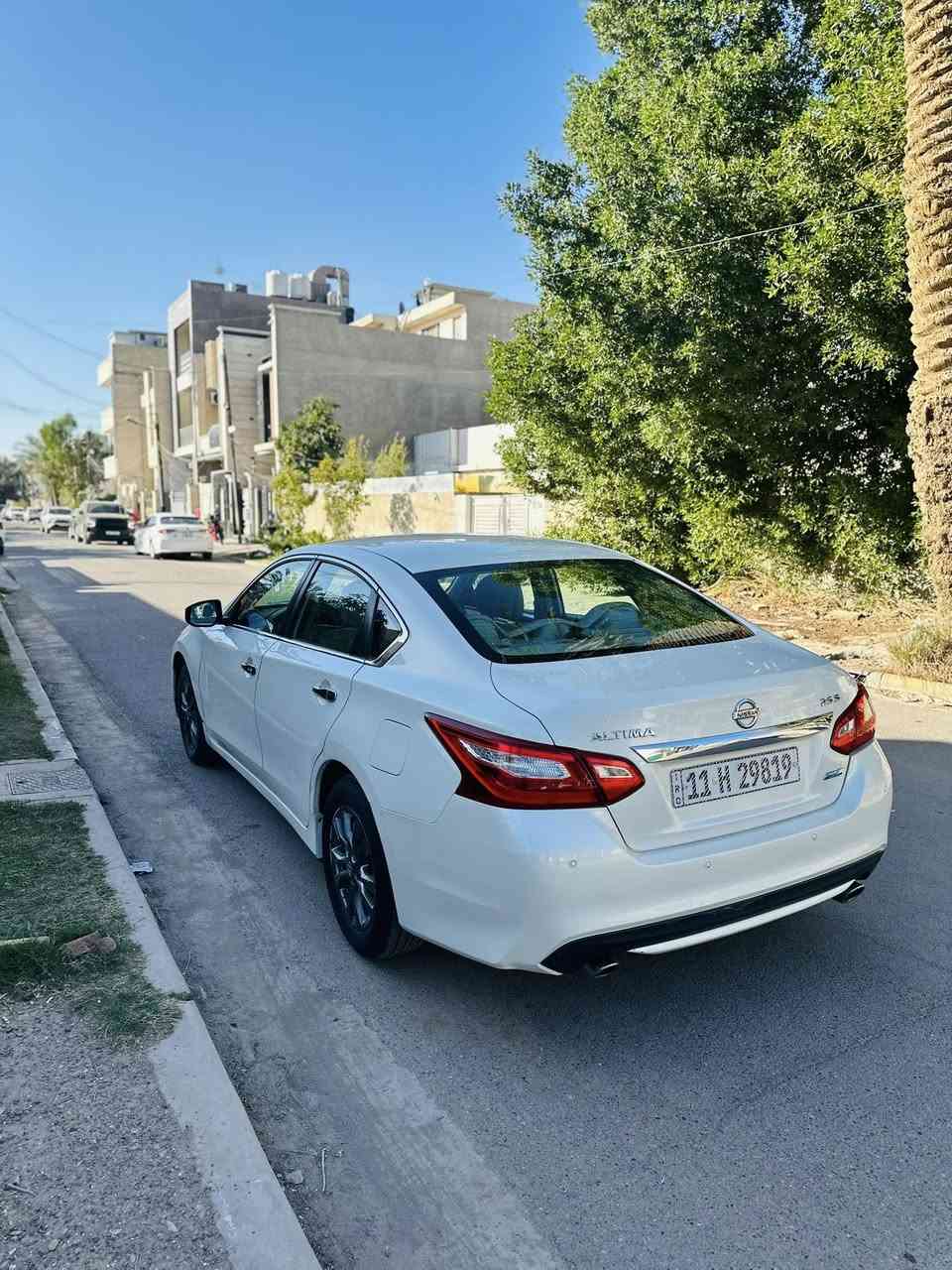 نيسان التما 2017 خليجي للبيع
مكفوله من الصبغ والتبديل 

رقم بغداد بسمي تحويل مباشر هزه سنويه جديده

تخم تاير  صدر جديد سياره جاهزه

مكان السياره بغداد حي الجامعه 
السعر 133 بيه مجال بسيط 

رقم ***********
