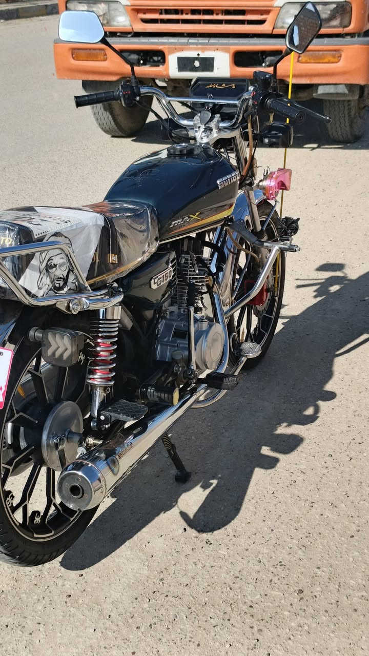 اللهم صلي وسلم على سيدنا محمد 
السلام عليكم للبيع ايراني موديل 2024 بعده شركة محرك وكير شرط كهرباءيات شغاله .ومرتب ما شاء الله السعر 750 وبي مجال قليل رقمي *********** حديثه
