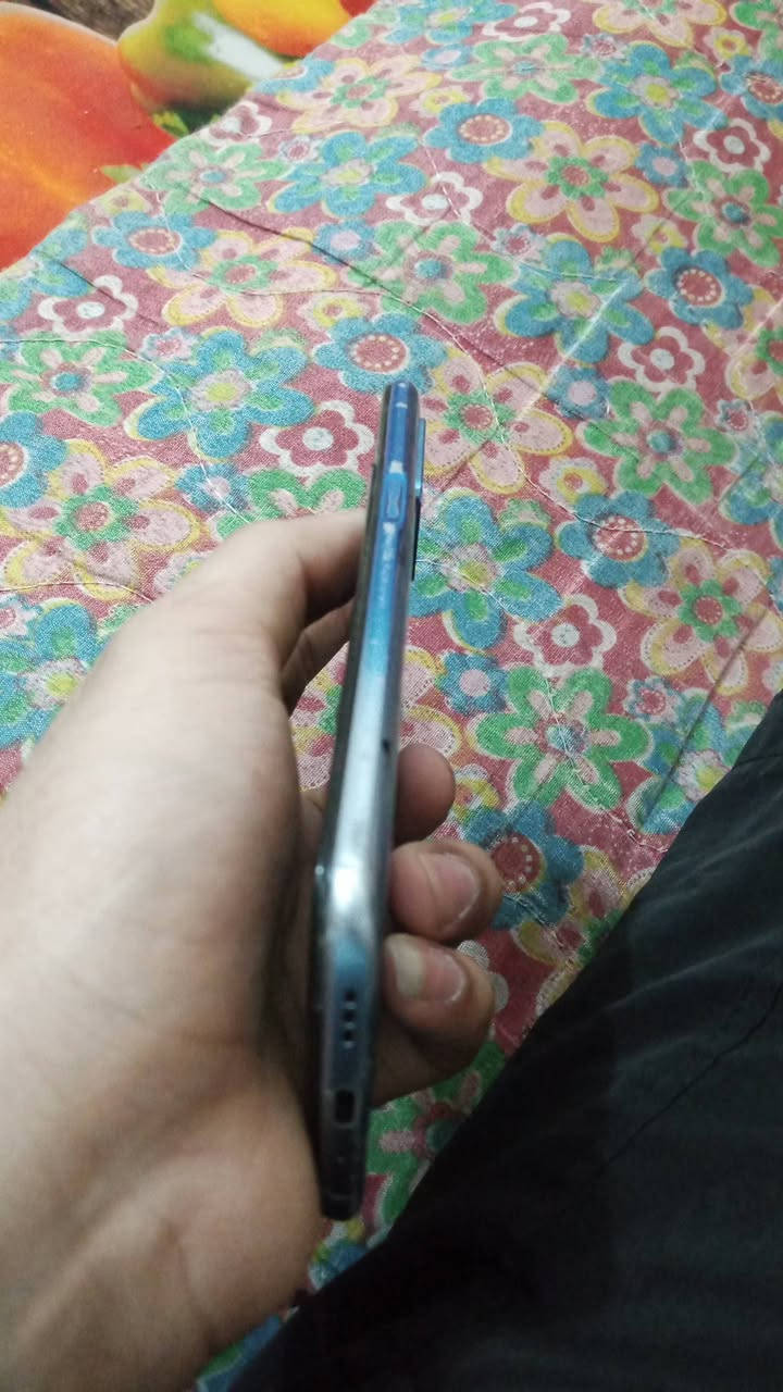 سلام عليكم للبيع 51poop  امبدل فقط بطاريه وكله مكفول ممبدل لا شاشه ولا غير شي وباكيته موجود ذاكرته 64 جهاز بصمه وجه بصمه اصبع صفح   دبل سيمكارت مكاني مدينه صدر سعر 75 وبي مجال للطيبين وهاذا رقم تليفوني ***********
