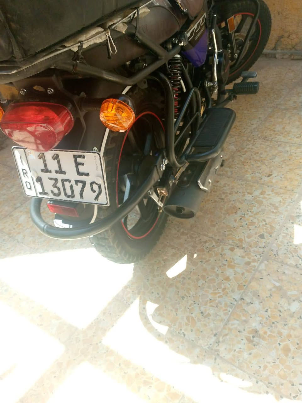 سلام عليكم دايون جبلي محرك 200 موديل 23 مكفوله كفاله عامه كهربأيات شغاله تخم تاير جديد رقم بغداد تحويل ثاني يوم  بيه بس صالنصه فلتر مالته طاك  باقي كله مكفول   سعر 2700 او بيه مجال للطيبين أي ستفسار تصل *********** متواجد بس عليه وتساب او رصيد بكاني بغداد شعب
