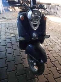 دراجه عبد الحليم محرك 60 دراجه لوك 450 وبيها مجال رقم الهاتف 078565497...