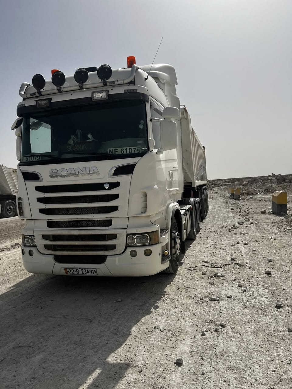 ‏سلام عليكم سكانية للبيع موديل 13 راس عربانة ￼￼￼ ‭ ‭0782 655 6586‬
