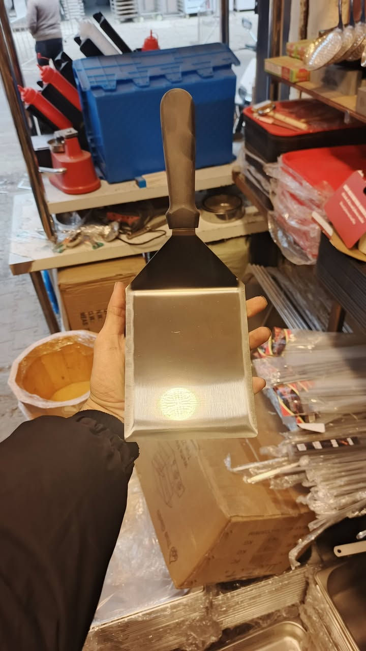 تجهيزات اغراض المطاعم جملة و مفرد 

للطلب و الاستفسار المراسلة خاص او الاتصال ‬ 
للاتصال و الواتساب : ‭‬ ***********

يوجد توصيل بغداد و جميع المحافظات 🚚

 #بيتزا #قلاية #همبركر #صواني #شواية #سكينة #سكاكين #كص #شاورما #بركر #تجهيزات #explore #instagram #اكسبلور #insta #facebook #تجهيزات_مطاعم #اغراض_مطاعم #مطاعم #شارع٦ #مواكب #بغداد #بركر #بيتزا #العراق
