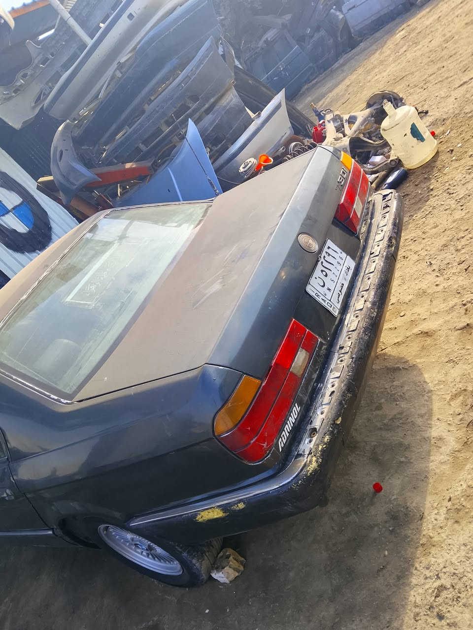 سلام عليكم البيع سياره جاهزة من كلشي موديل 1993 رقم بغداد مشروع وطني
سعر 38 مجال كلشي قليل
***********
