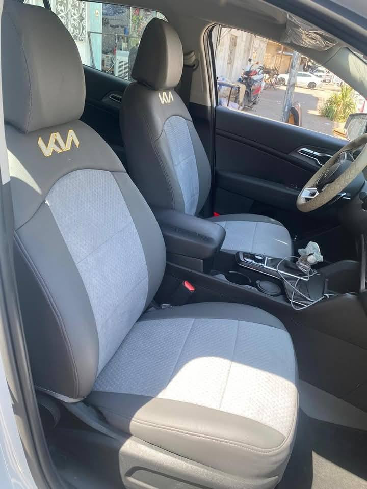 دوشمه الامبار لكافة انواع السيارات تغليف الكشنات جلد ياباني اصلي وتغليف الئرضيات وتغليف السقوف وتغليف عازل حراري زائد صوت يتوفر عمل ابلادي ونضام القطع ونضام الرياضي العنوان الرمادي التئميم الاستفسار ***********
