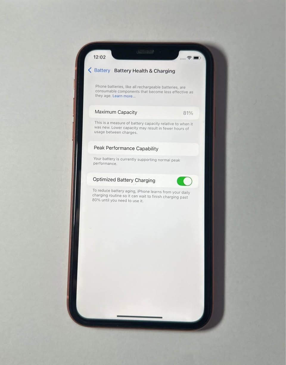 iPhone XR 64GB (USA 🇺🇸 - LL/A )
زۆر پاک و خاوێن، بە شەرت نەکراوەتەوە و هەموو شتێکی ئۆرجیناڵە.
• ✨ دۆخی ئامێر: وەک نوێ، بێ شوخت و شکان.
• 🎨 ڕەنگ: Coral (پرتەقاڵی تێکەڵ بە پەمەیی)
• 🔋 باتری: ٨١٪
• 💰 نرخ: ١٣٥،٠٠٠ دینار (مامەڵەیەکی کەم)
بۆ داواکردن نامە بنێرە 📩

iPhone XR 64GB (USA 🇺🇸 - LL/A )
نظيف جداً وغير مفتوح، أصلي ١٠٠٪.
• ✨ حالة الجهاز: شبه جديد، بدون أي خدوش أو كسر.
• 🎨 اللون: Coral (برتقالي ممزوج بالوردي)
• 🔋 البطارية: ٨١٪
• 💰 السعر: ١٣٥،٠٠٠ دينار (قليل من المعاملة)
للطلب يرجى مراسلة الصفحة 📩 أربيل, العراق


**إذا كنت صاحب هذا الإعلان وتريد حذفه لأي سبب، رجاءا أرسل رسالة إلى الدعم الفني**