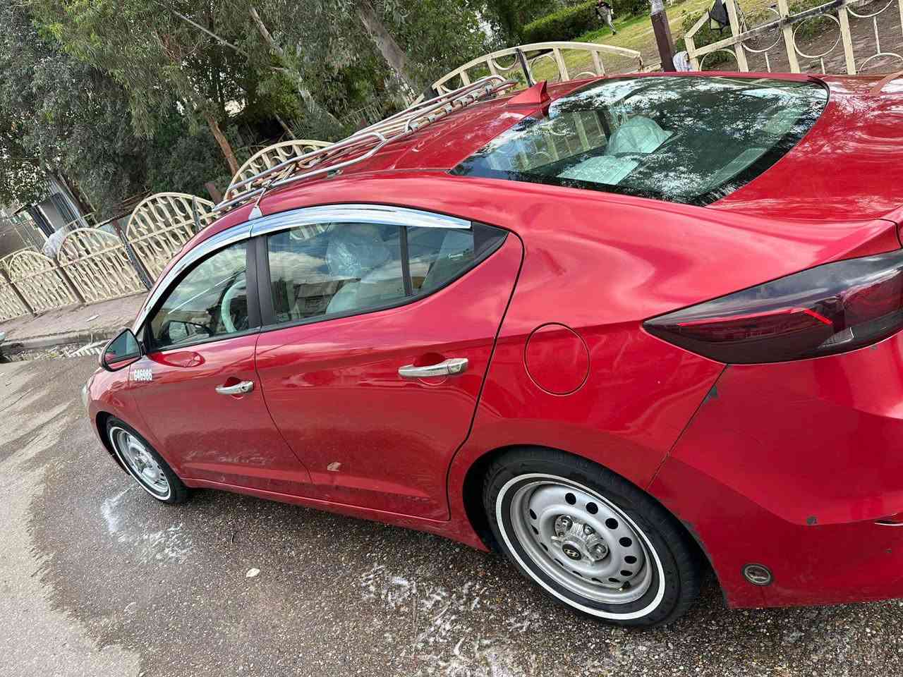 السلام عليكم 
للبيع النترا موديل 2017 رقم اربيل الجديد تحويل ثاني سنويه جديده وهزه جديد ومصفره من كلشي يوم 
حادثه سرقه جاملغات ثنين والبنيد مصبوغات يعني 3 قطع صبغ 
السياره بيه منضومه غاز 
مواصفاته
شاشه كامره 3 وضعيات قياده فول تحكم ستيرن 
وبيه منضومه زنون كامله ومدوشمه عام سياره جاهزه من كير مكينه بس الصدر الامامي شويه تعبان 
مكان السياره بغداد الحسينيه 
السعر 118 وبيه مجال للشراي 
اخوان اني مكلف بلنشر 

‭0773 582 2890‬ علي بغداد, العراق
