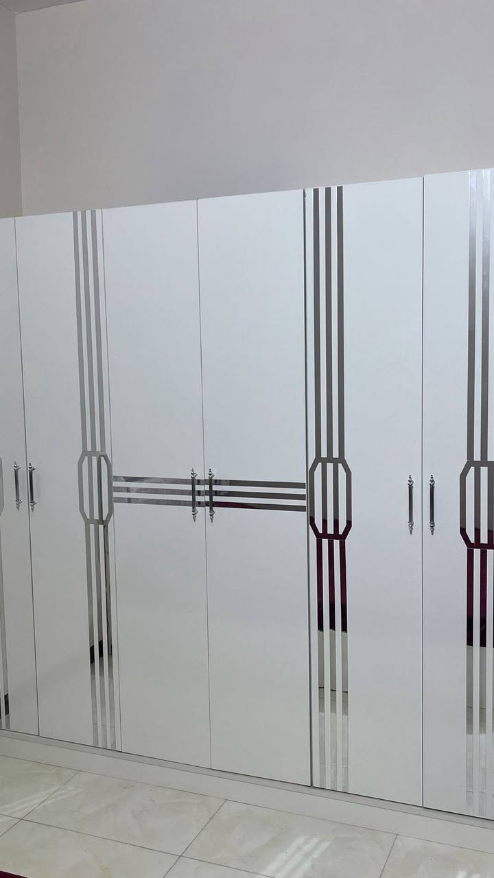 أغراض للبيع غرفة نوم نظيفة كلش وكنتور أطفال وغساله صحون للتواصل *********** مكاني قطاع 28
